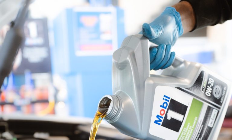 Quick Oil Change Quick oil change service for Burnaby drivers